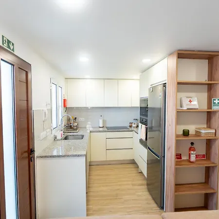 Sara By Mill Escapes Holiday home Canhas